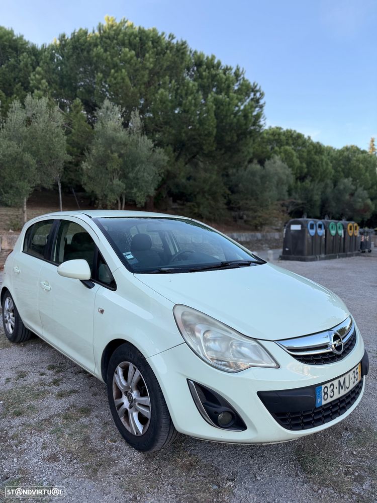 Opel Corsa 1.3 CDTi Enjoy EcoFLEX - 3