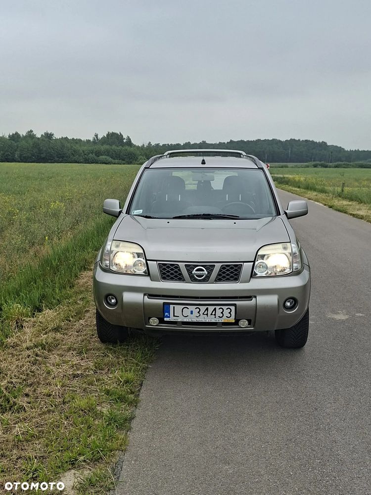 Nissan X-Trail 2.2 dCi Elegance - 1