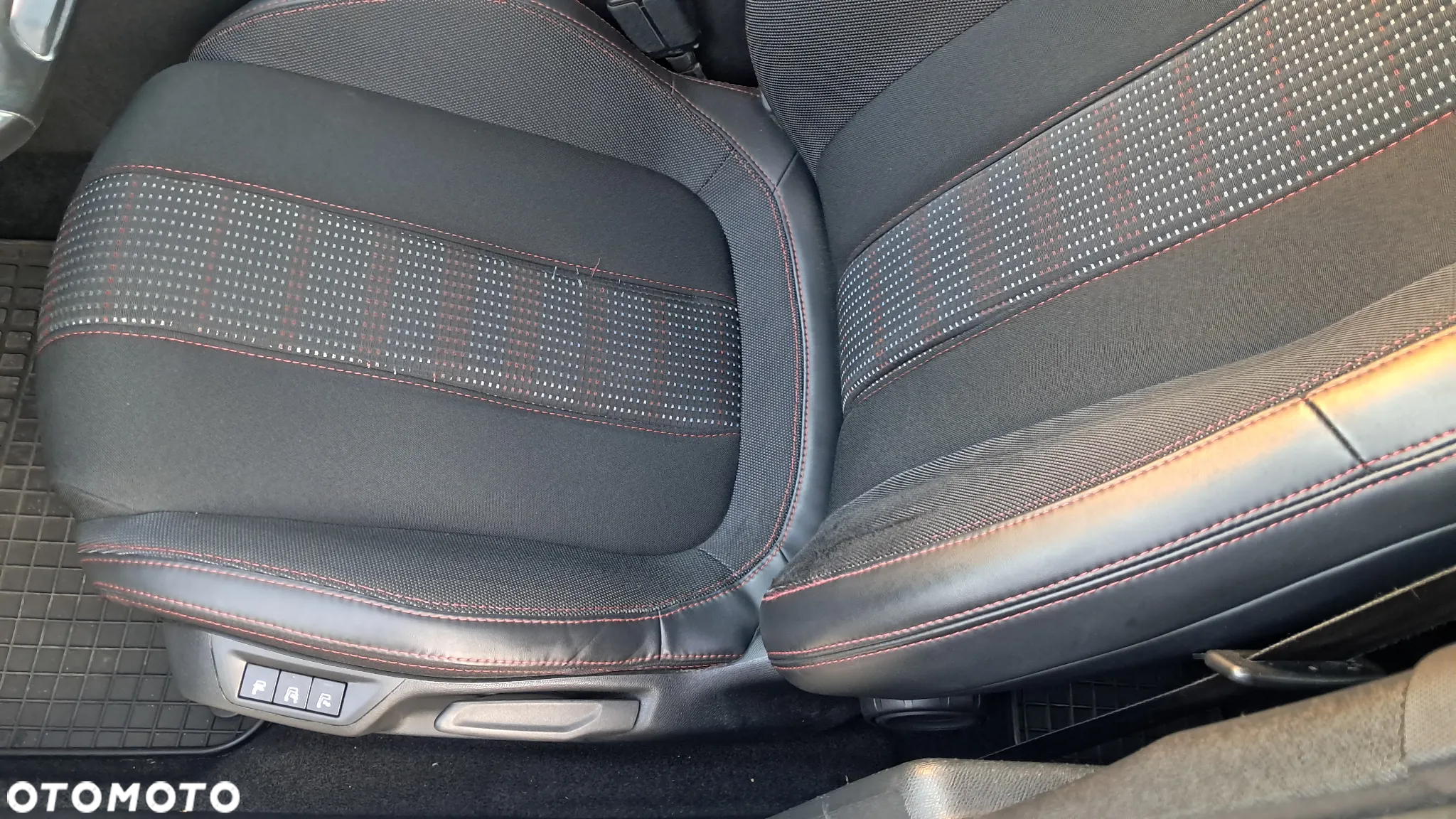 Peugeot 308 - 28