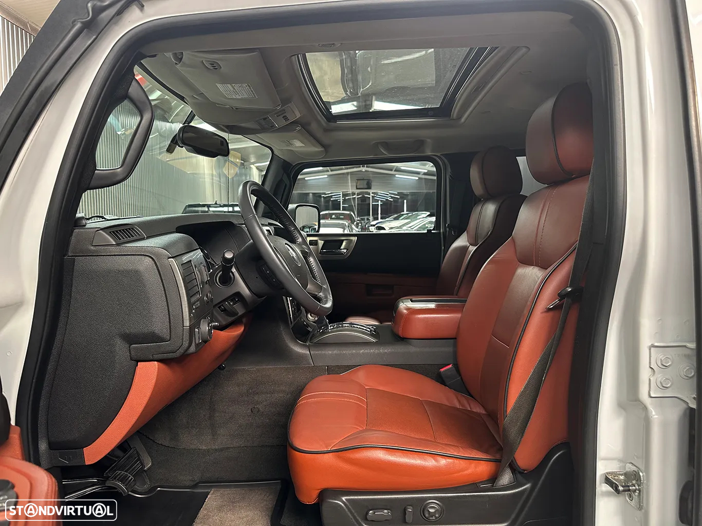 Hummer H2 6.2L V8 SUT - 25