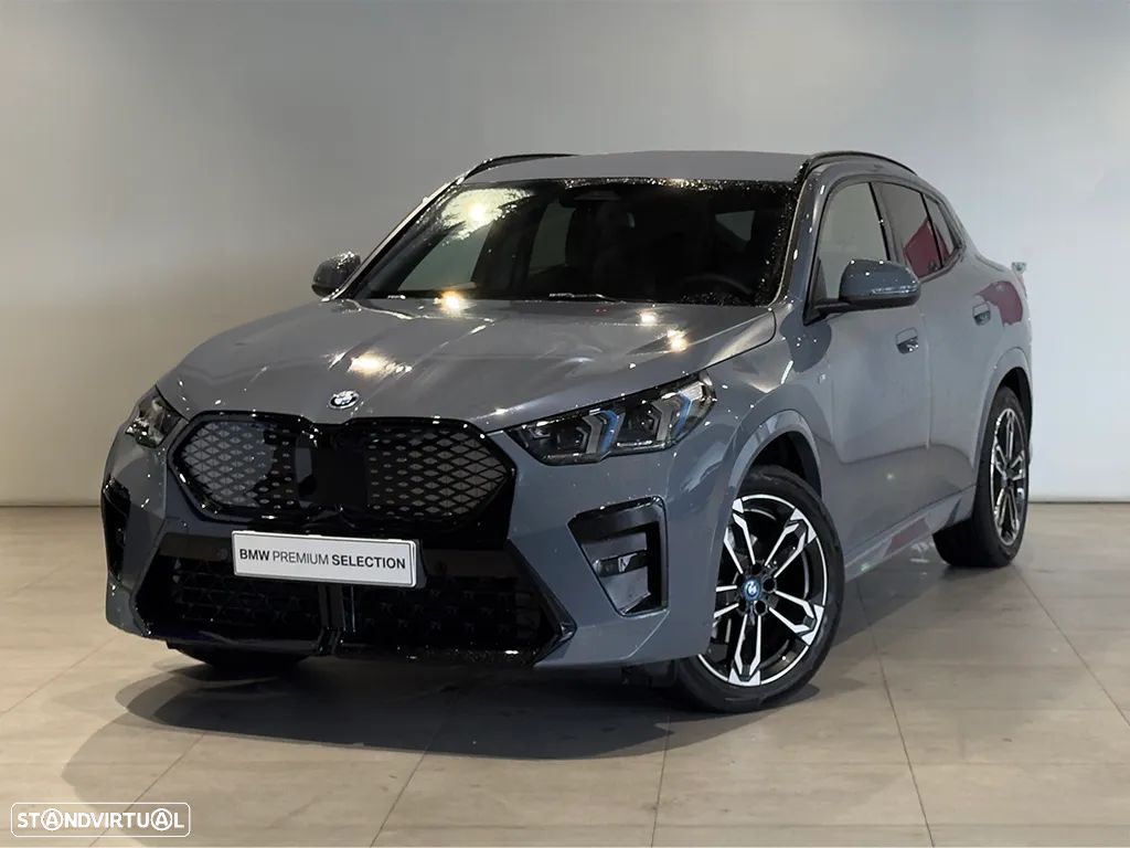 BMW iX2 eDrive20 Pack Desportivo M - 1