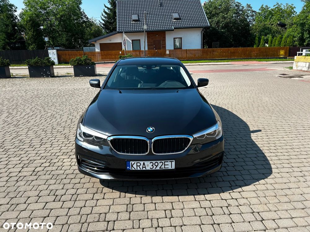 BMW Seria 5 530e iPerformance Luxury Line - 3