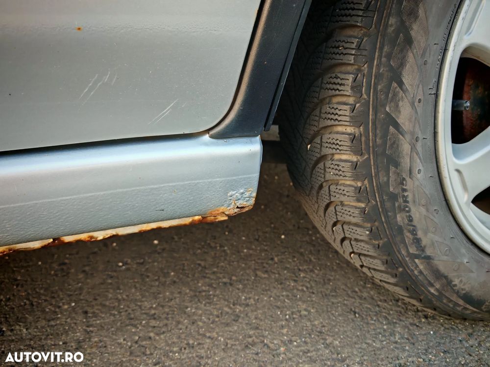 Subaru Impreza 1.5R - 12