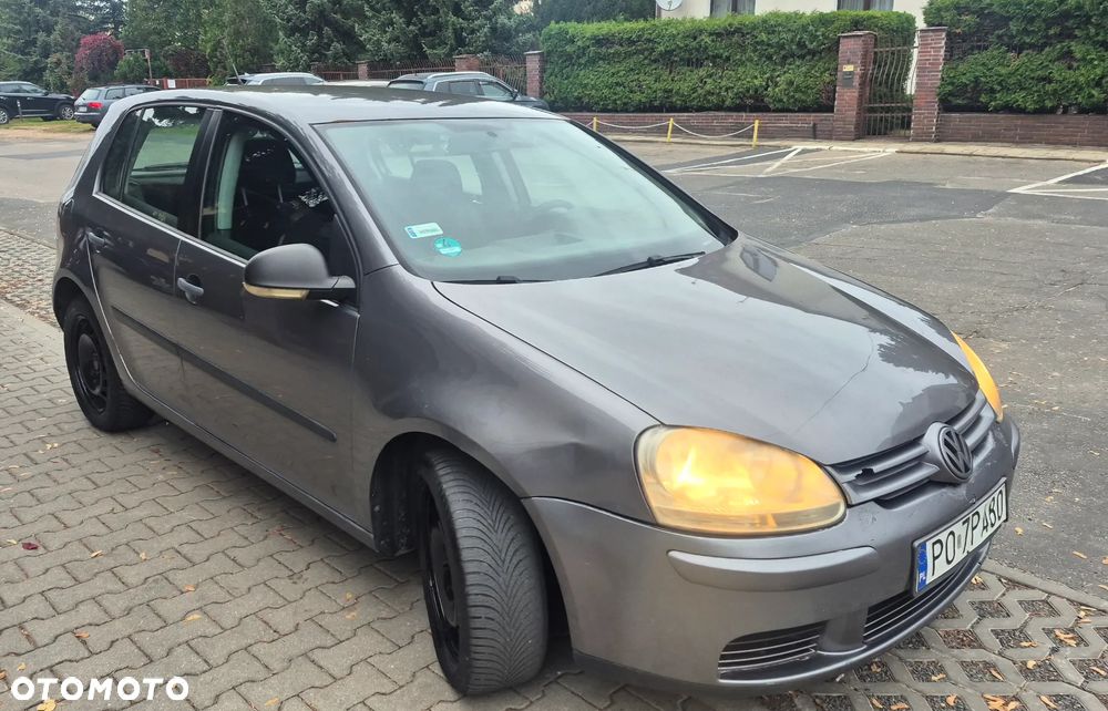 Volkswagen Golf 1.9 TDI Sportline - 2