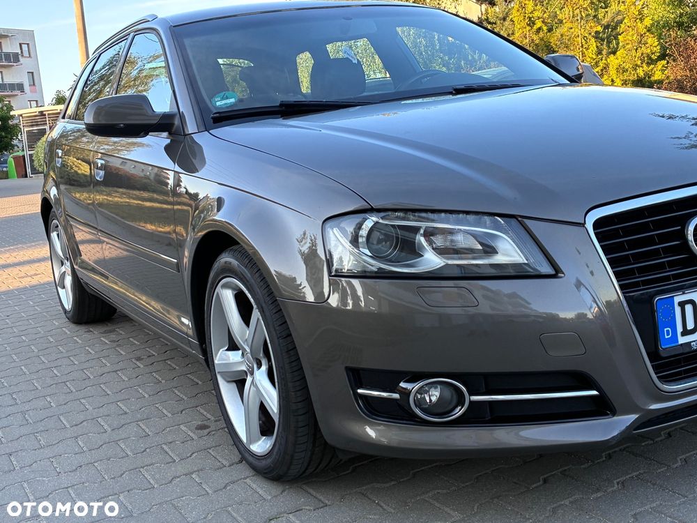 Audi A3 Sportback 2.0 TDI DPF S line Sportpaket (plus) - 30