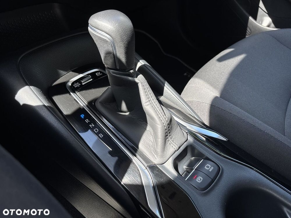 Toyota Corolla 1.8 Hybrid Active - 30