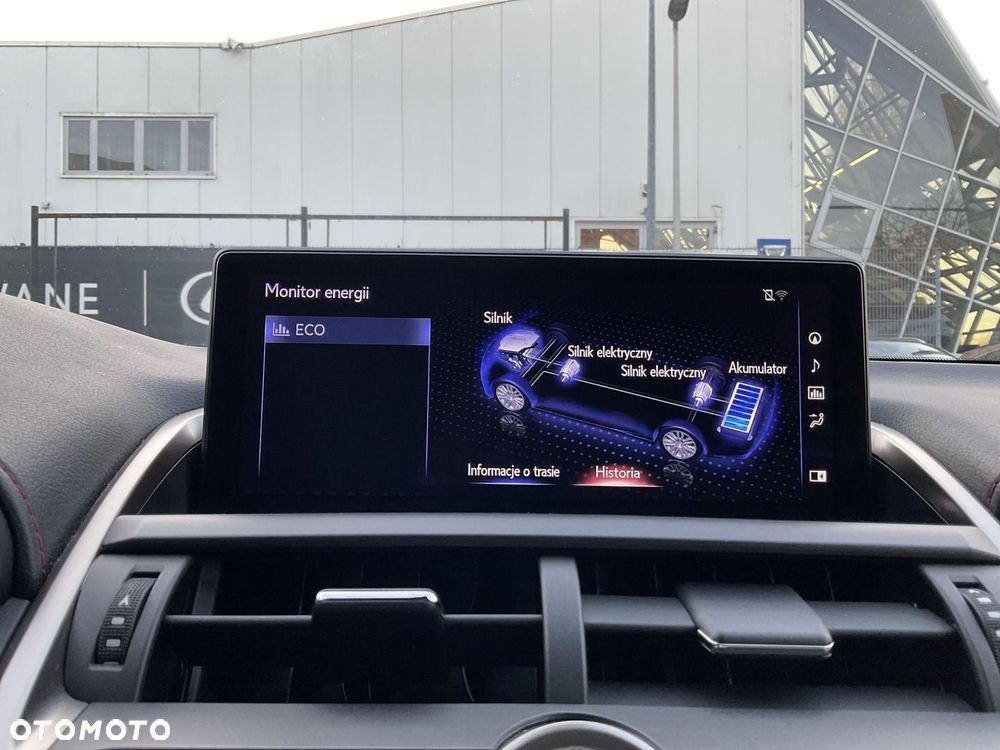 Lexus NX 300h F Sport Edition AWD - 28