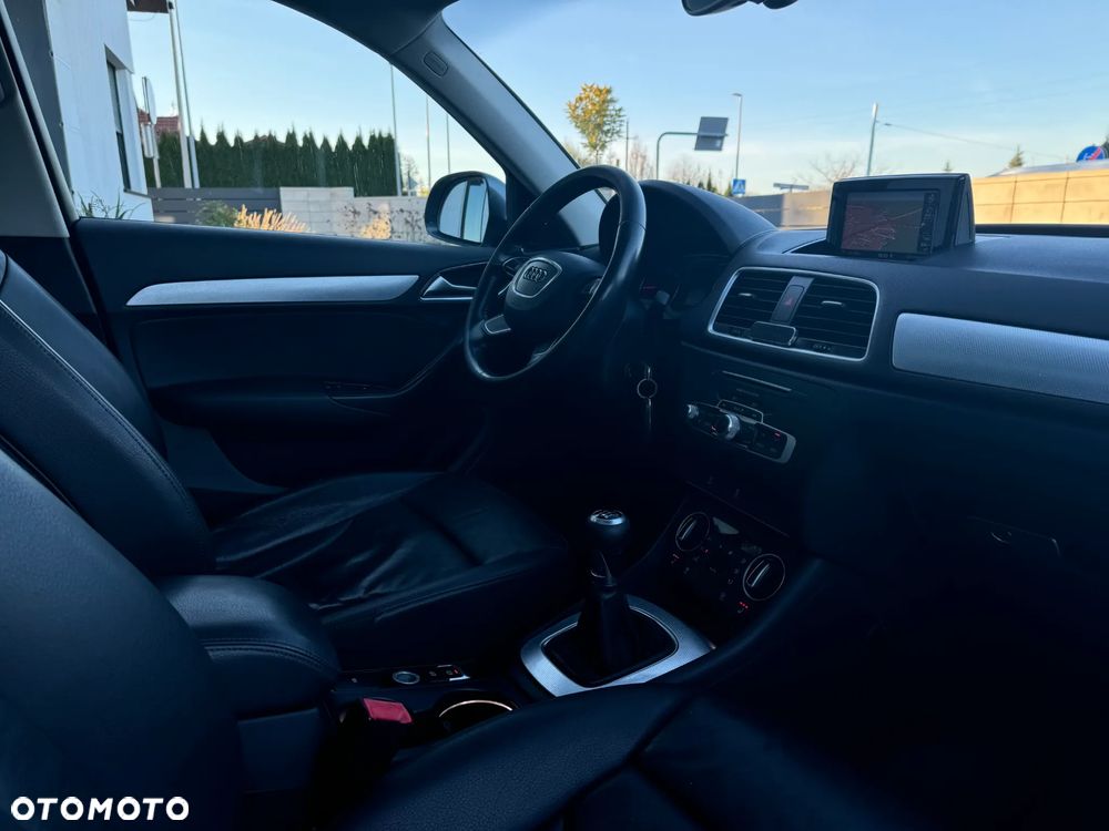 Audi Q3 2.0 TDI Design - 26