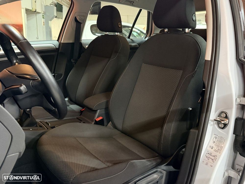 VW Golf 1.0 TSI Confortline - 7