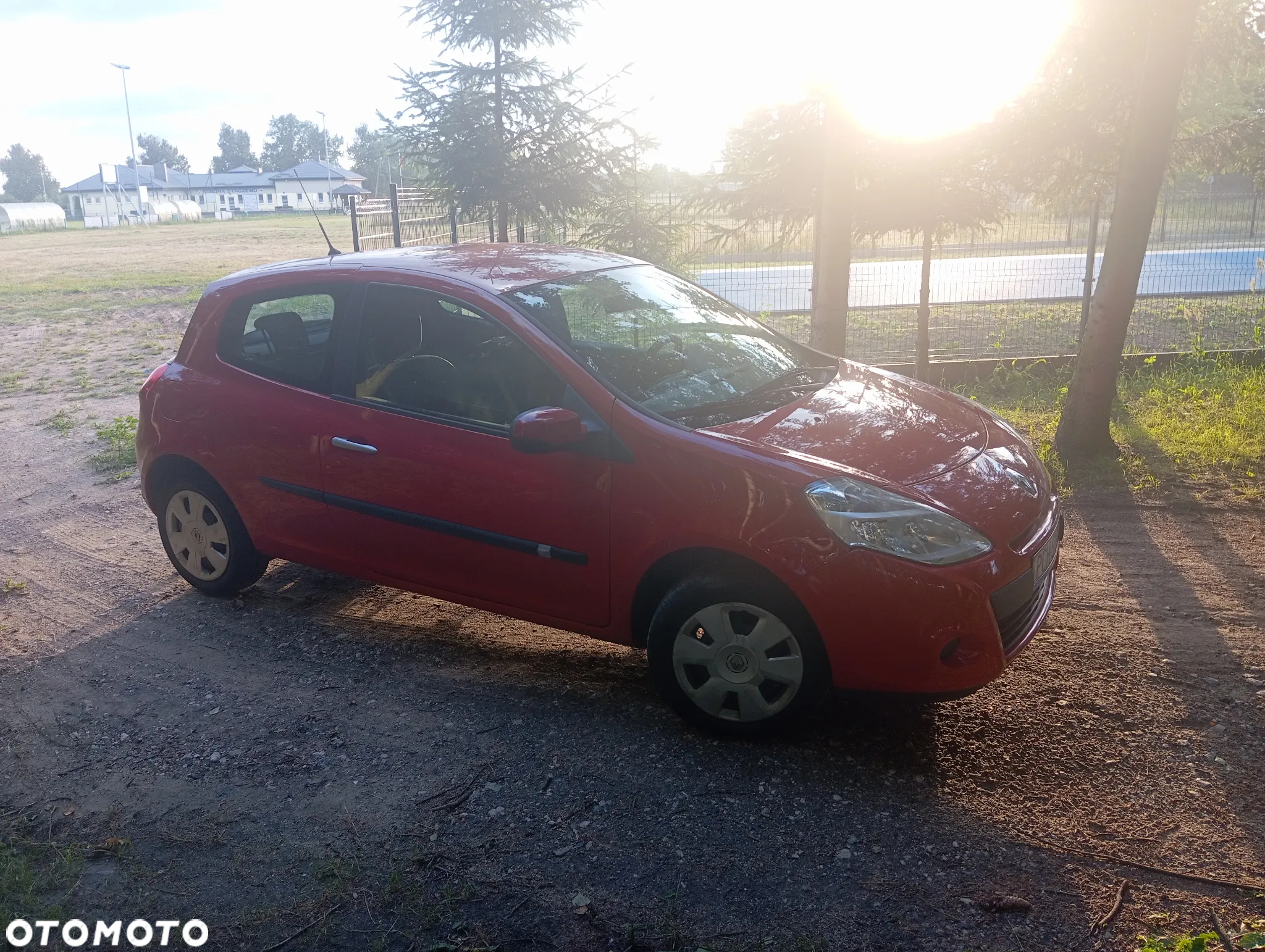 Renault Clio 1.2 16V 75 Collection - 4