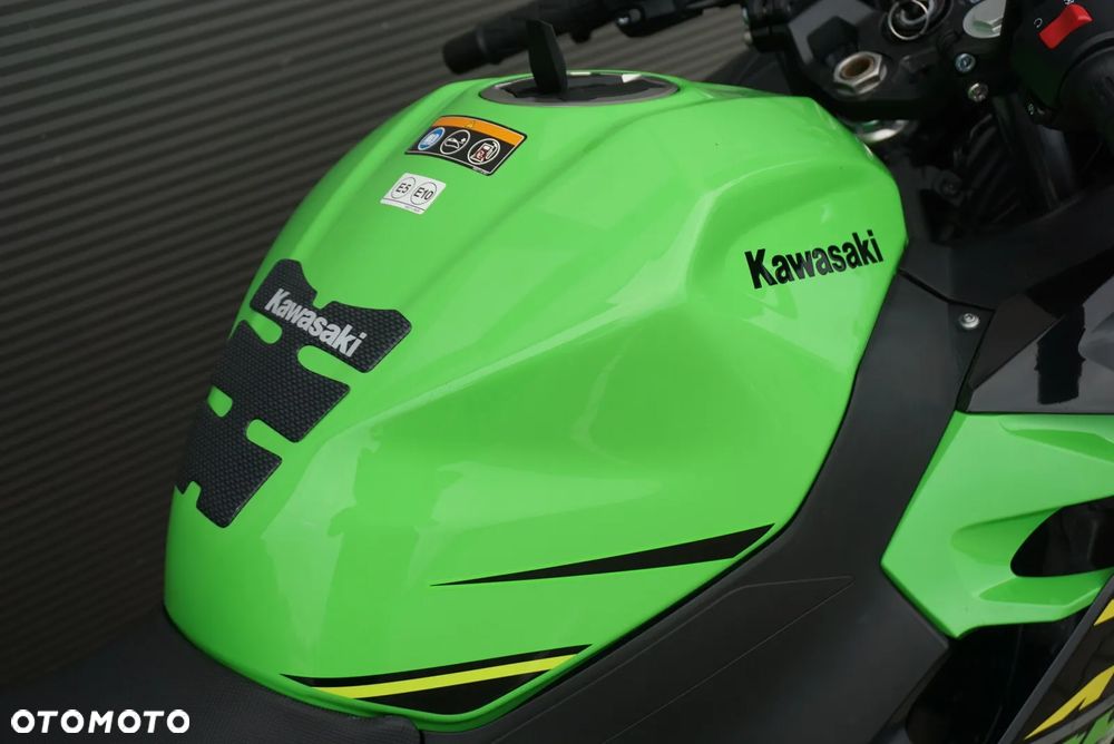 Kawasaki Ninja 400 - 9