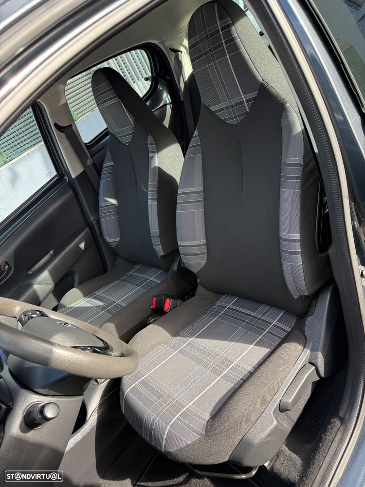 Peugeot 108 1.2 PureTech Active - 17