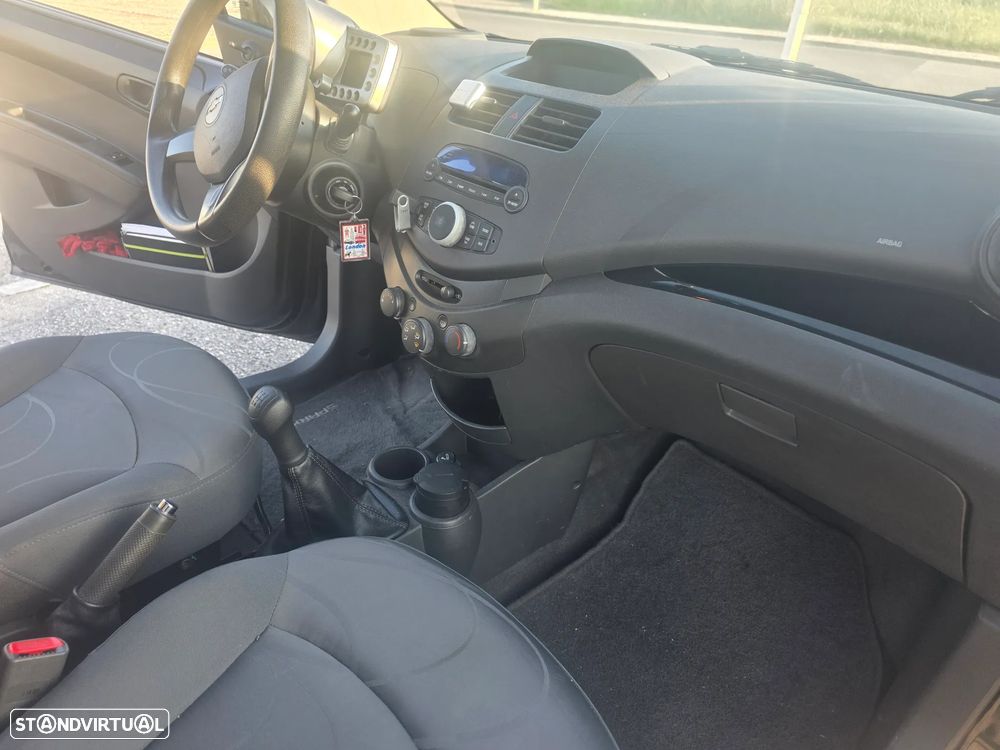 Chevrolet Spark 1.0 LS - 11
