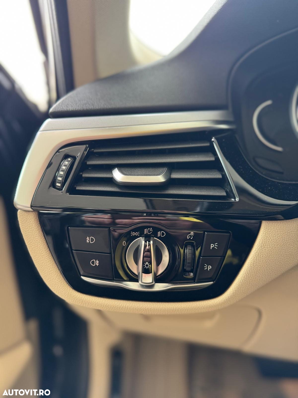 BMW Seria 5 530e AT PHEV - 24