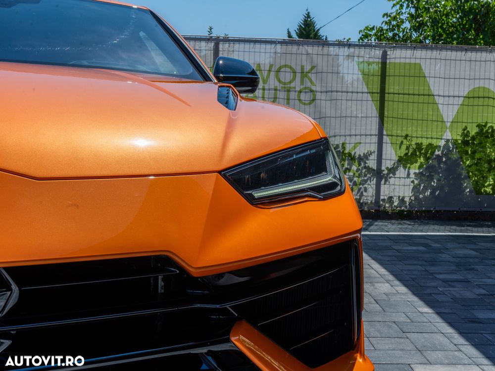 Lamborghini URUS - 4
