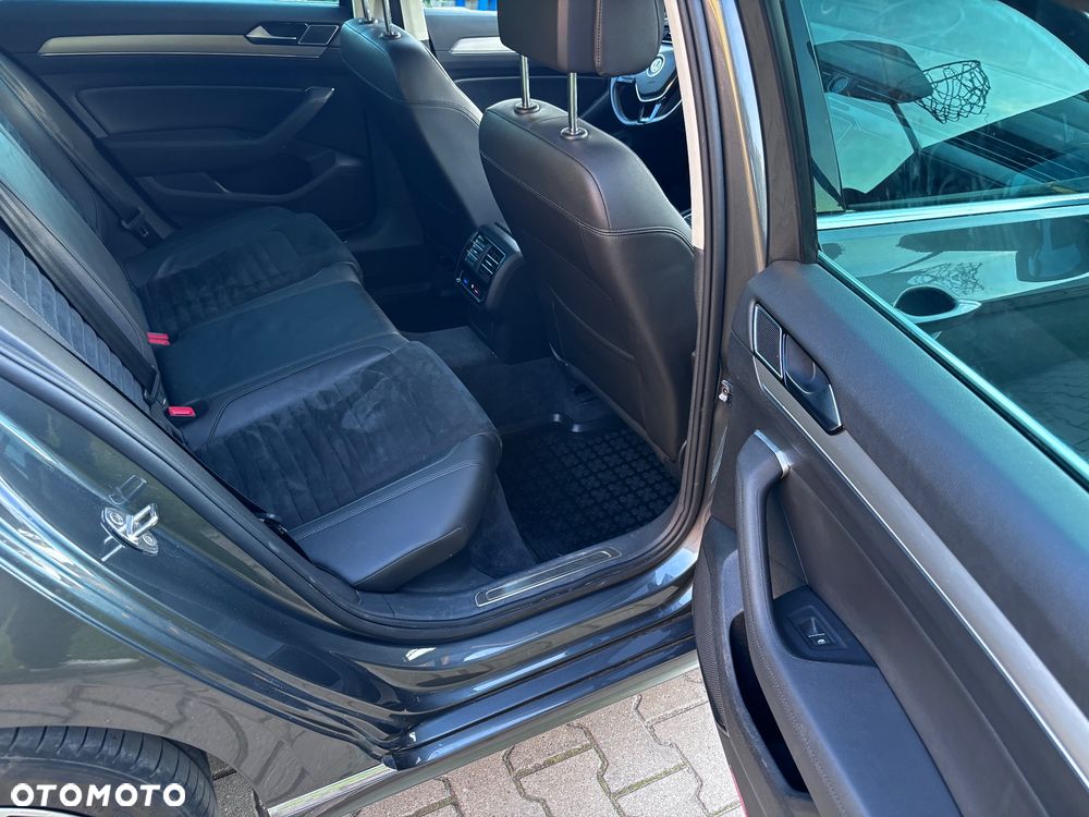 Volkswagen Passat 2.0 TDI BMT Highline DSG - 13