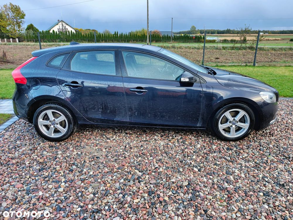 Volvo V40 D2 - 2