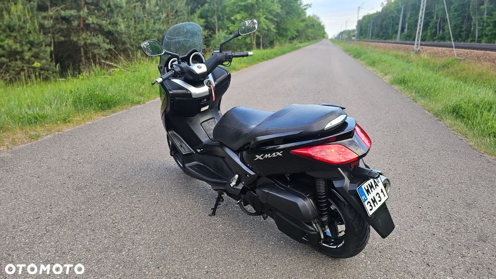 Yamaha X-max - 4
