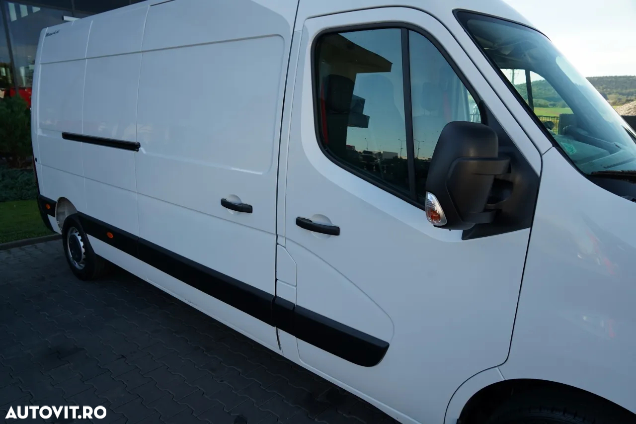 Renault MASTER / BLASZAK / PANEL / MANUAL / CARCASĂ DE REMORCARE / 2022 - 16
