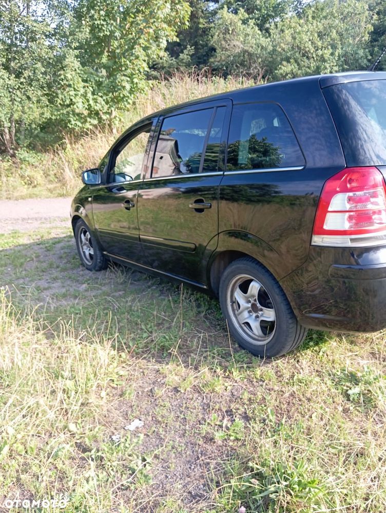 Opel Zafira - 3