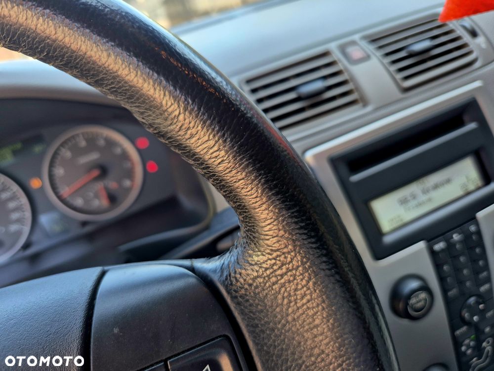 Volvo S40 T5 Momentum - 6