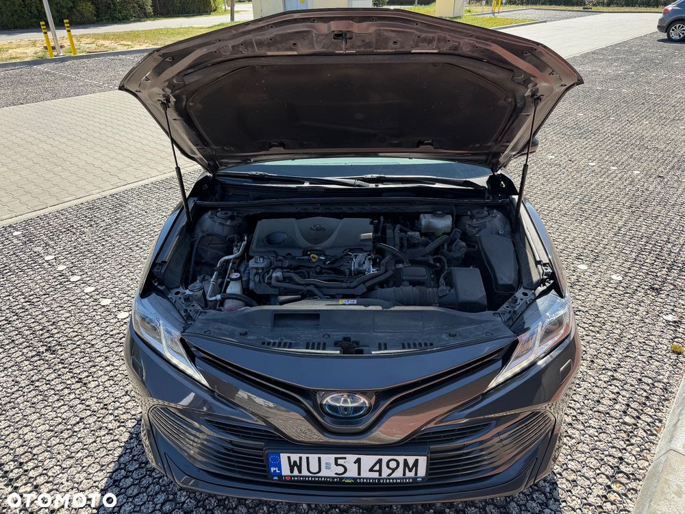 Toyota Camry 2.5 Hybrid Comfort CVT - 6