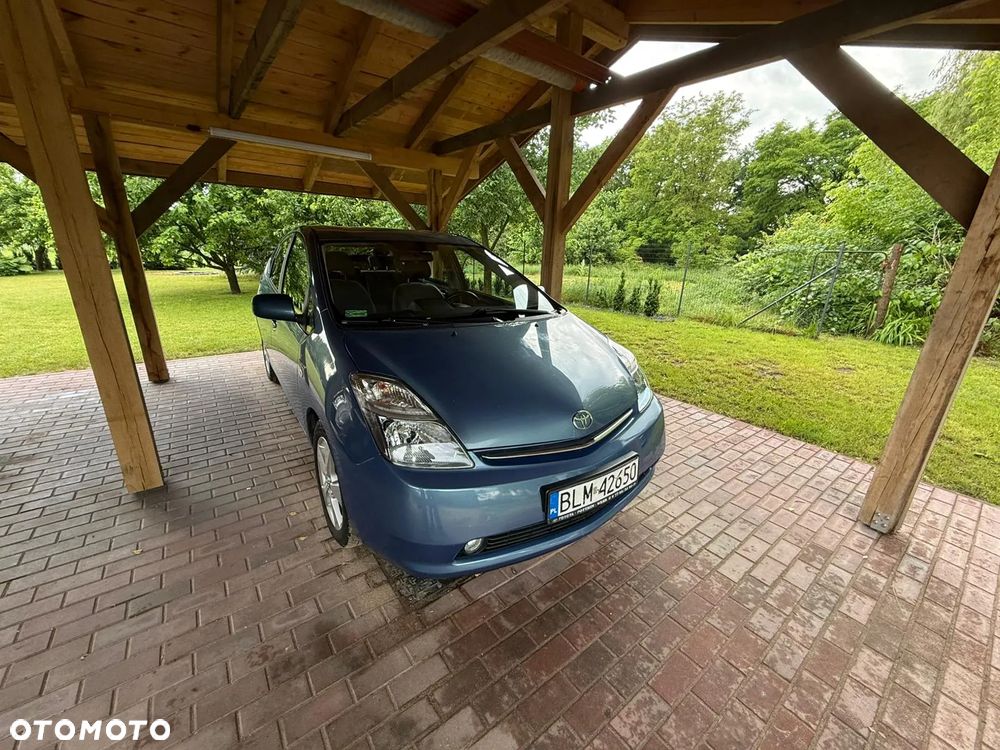 Toyota Prius 1.5 VVT-i Sol - 4