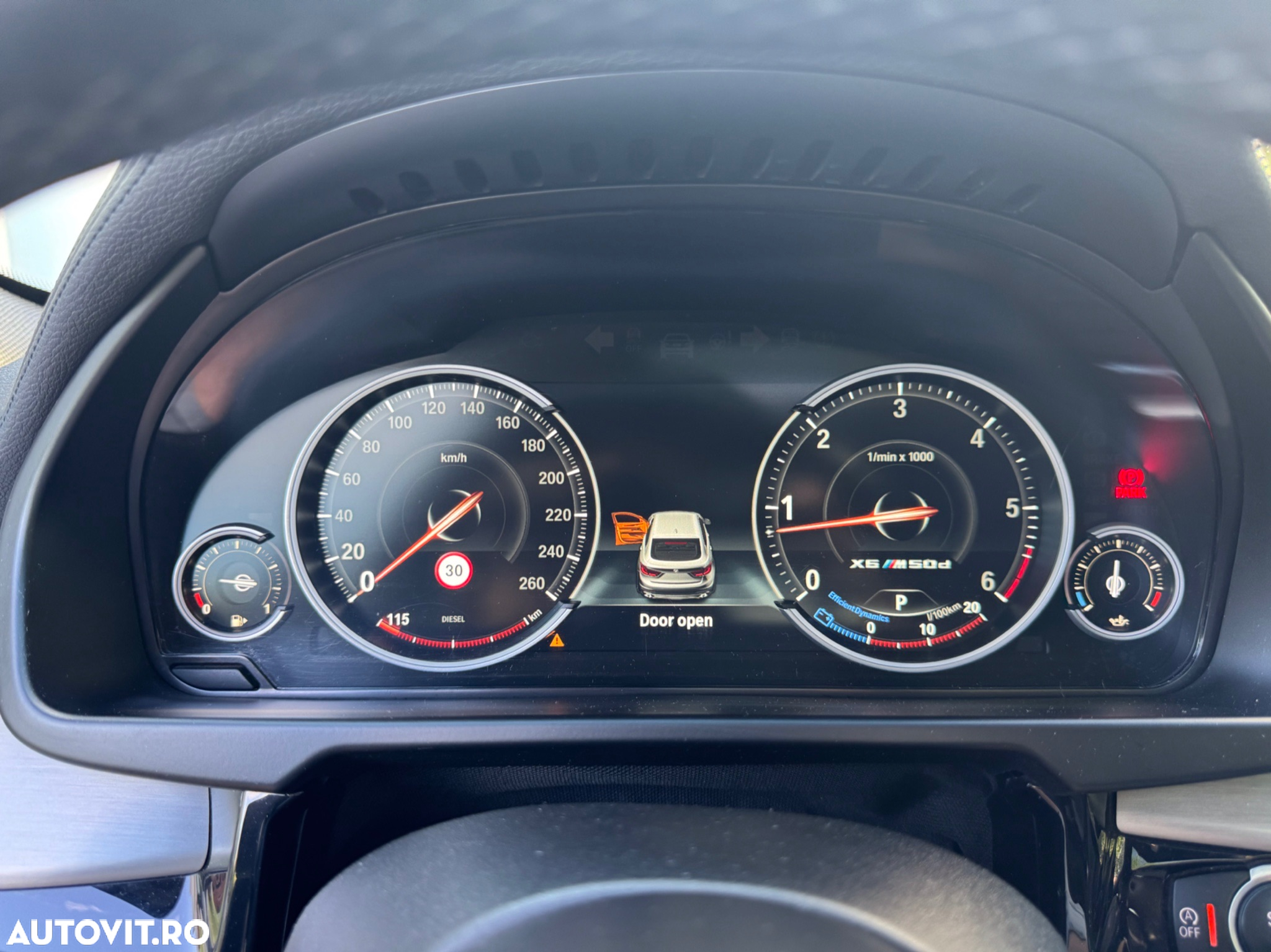 BMW X6 M M50d - 37