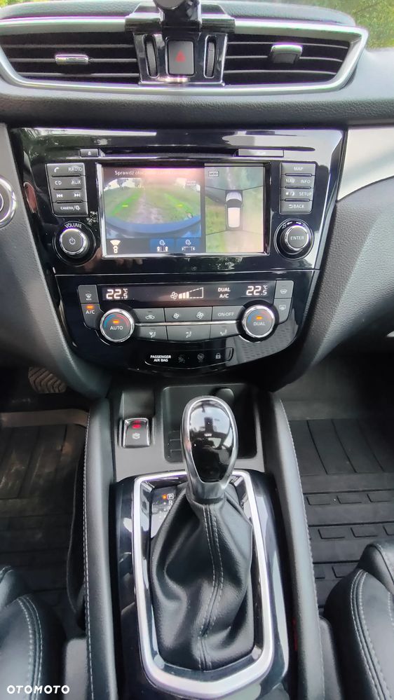 Nissan Qashqai 1.6 DCi Xtronic N-Connecta - 10