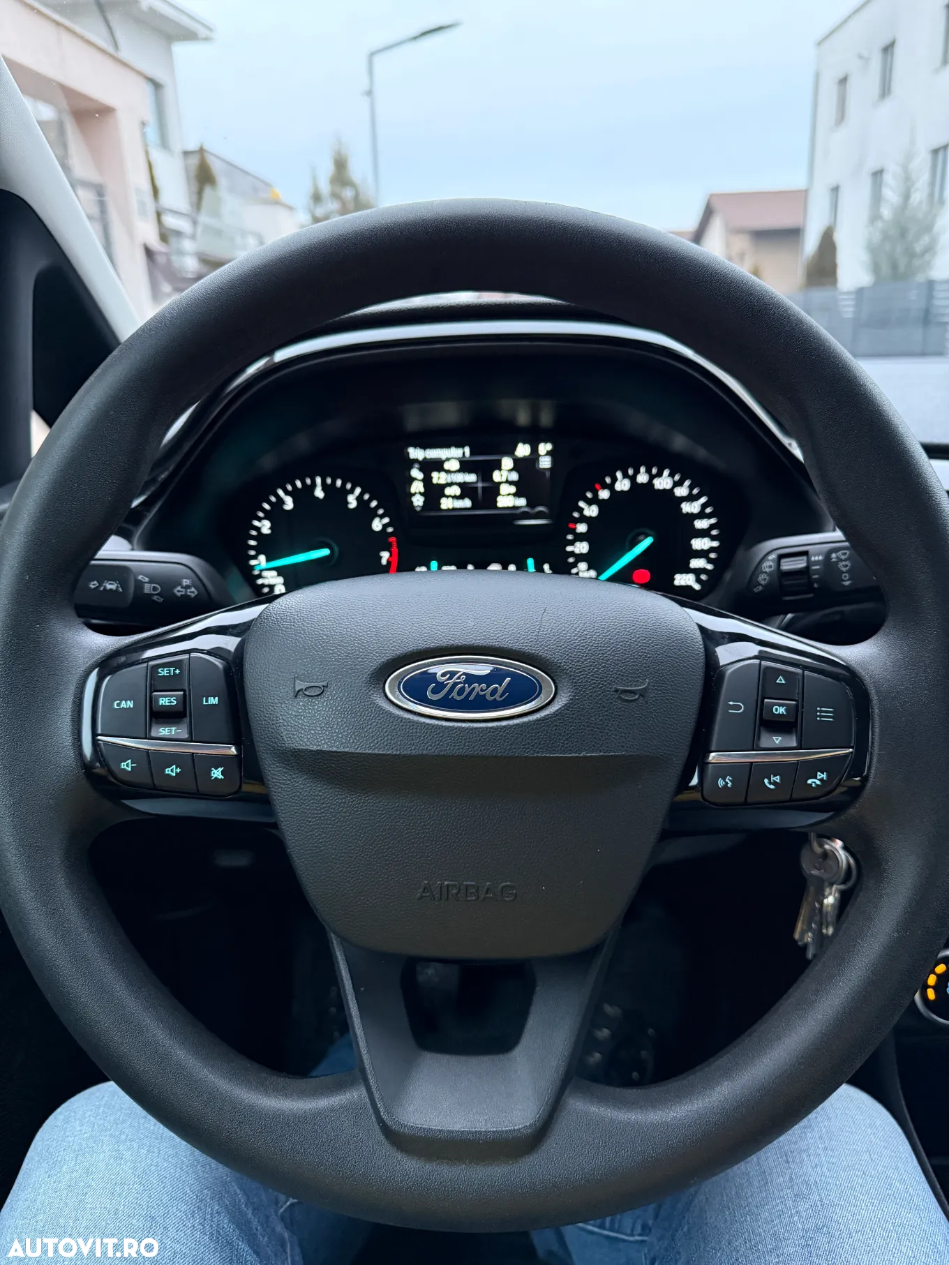 Ford Fiesta 1.0 EcoBoost Trend - 10