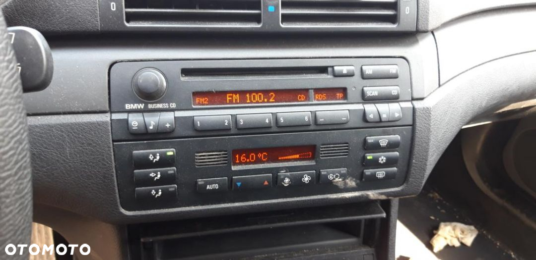 Części BMW e46 lift kombi 2.0  benzyna  5-drzwi szary SILNIK N42B20A 318I 143 KM VALVETRONIC 2000-07 - 9