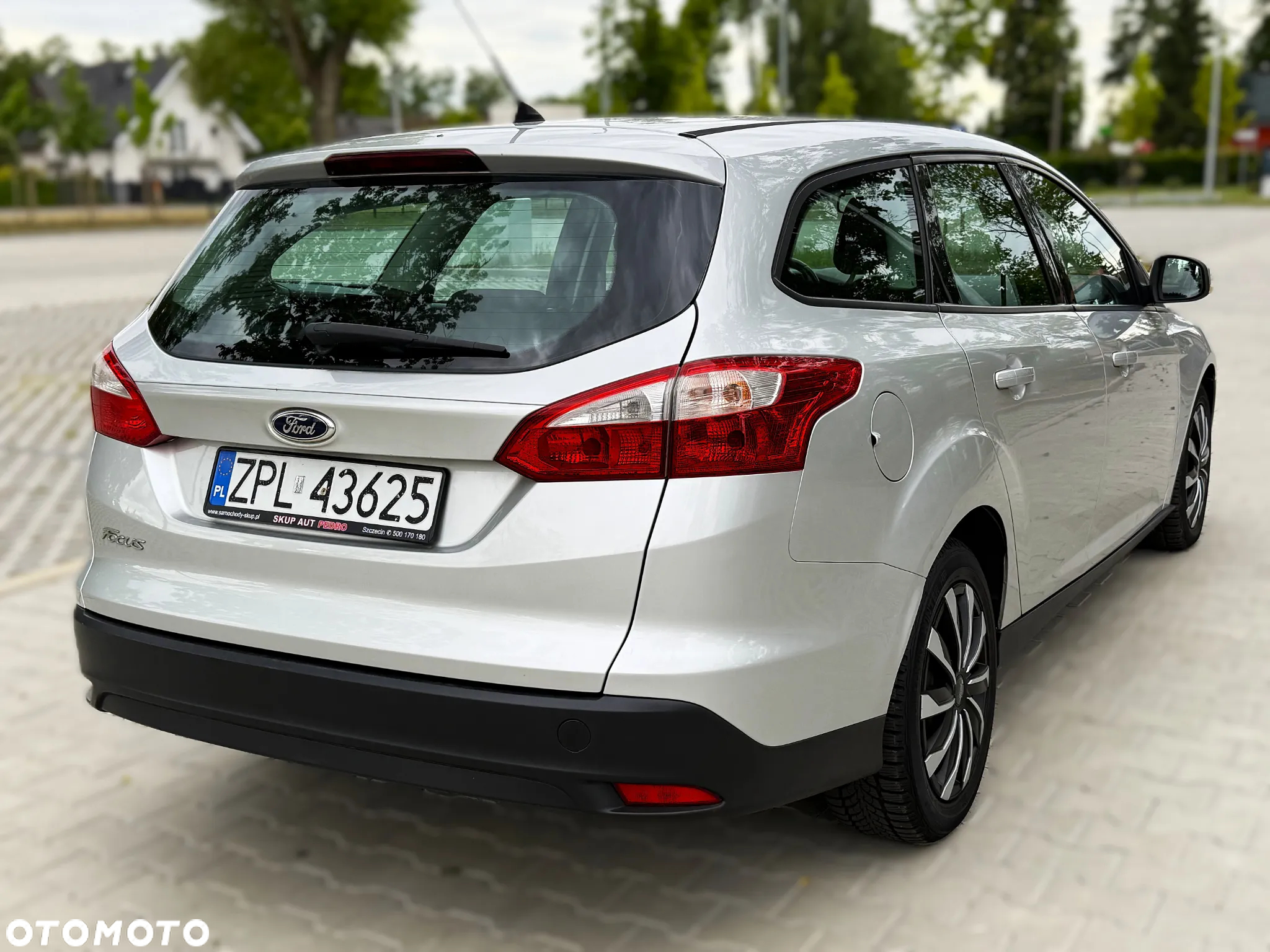 Ford Focus - 12