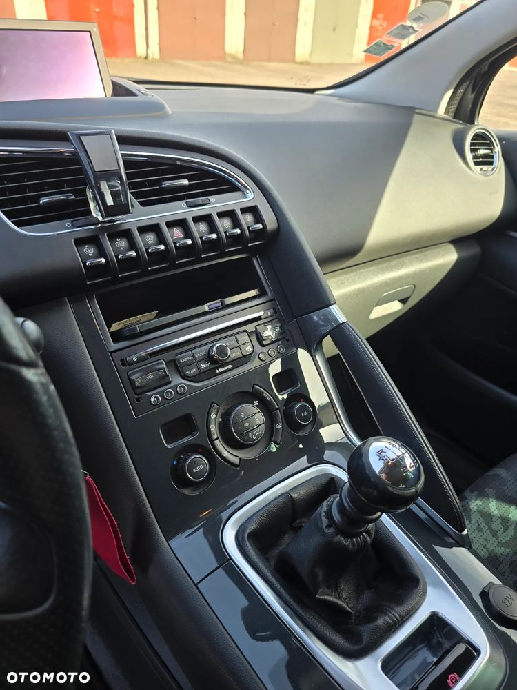 Peugeot 3008 2.0 HDi Active - 9