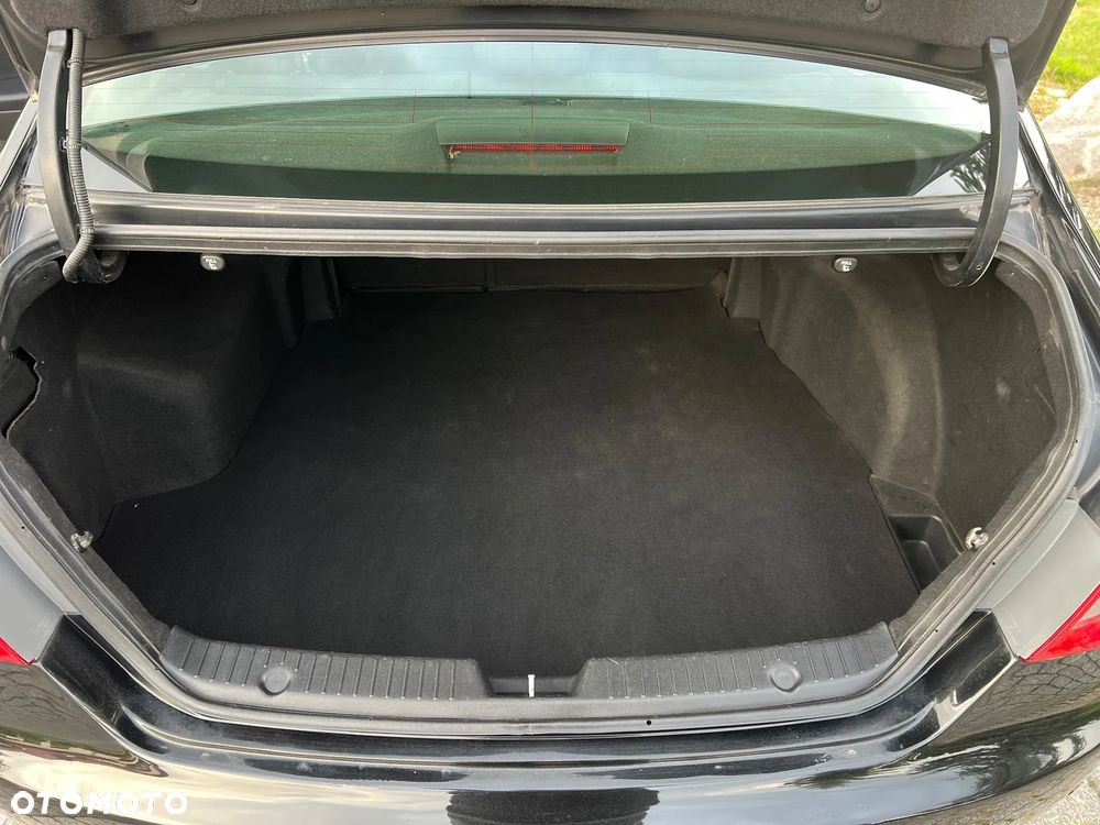 Hyundai Sonata - 32