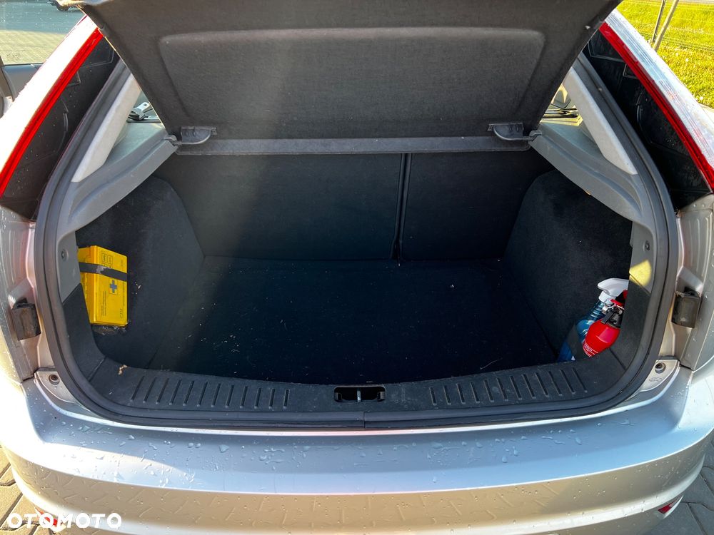 Ford Focus 1.6 Silver X - 4