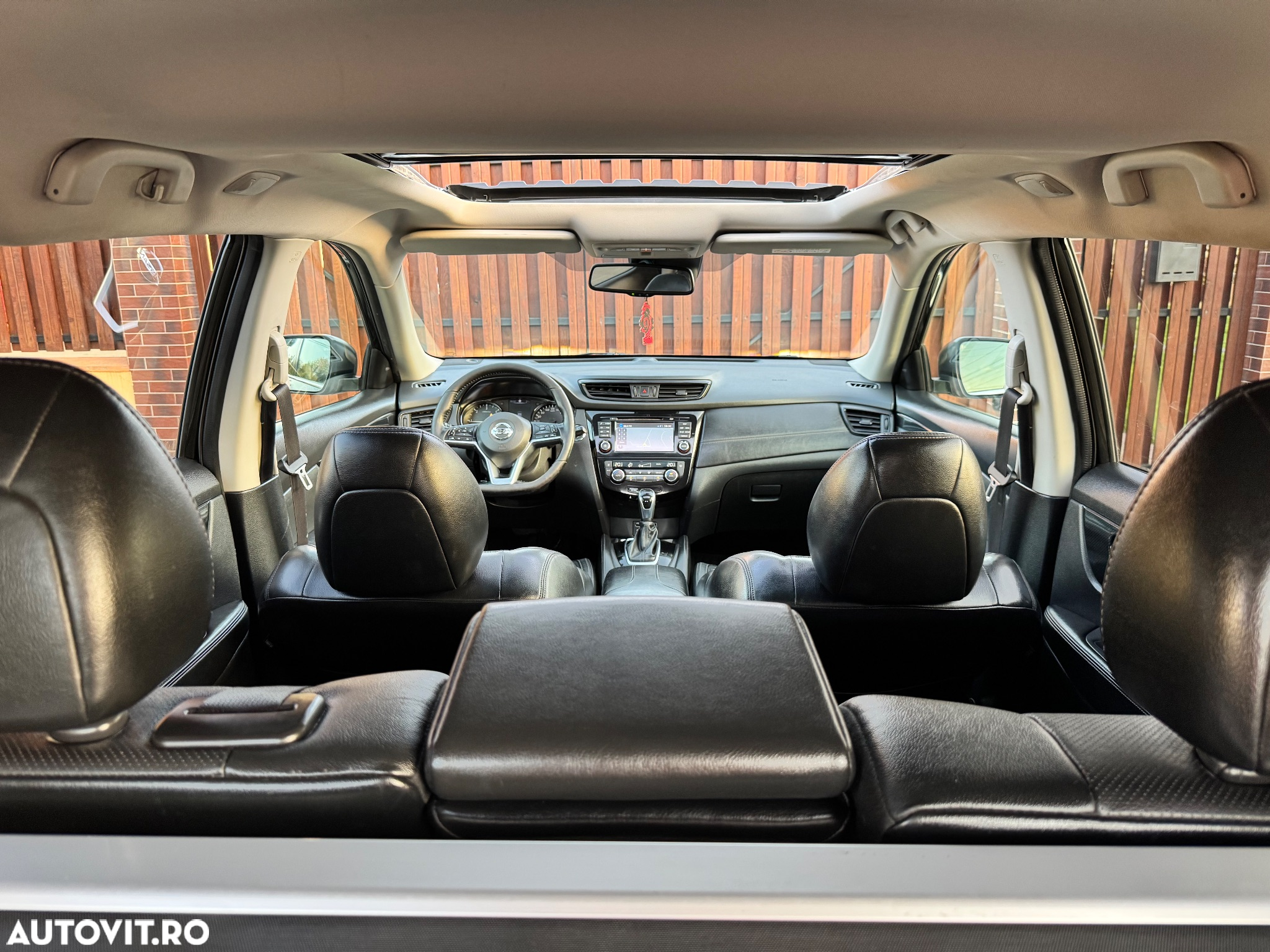 Nissan X-Trail 2.0 dCi ALL-MODE 4x4i Xtronic Acenta - 8