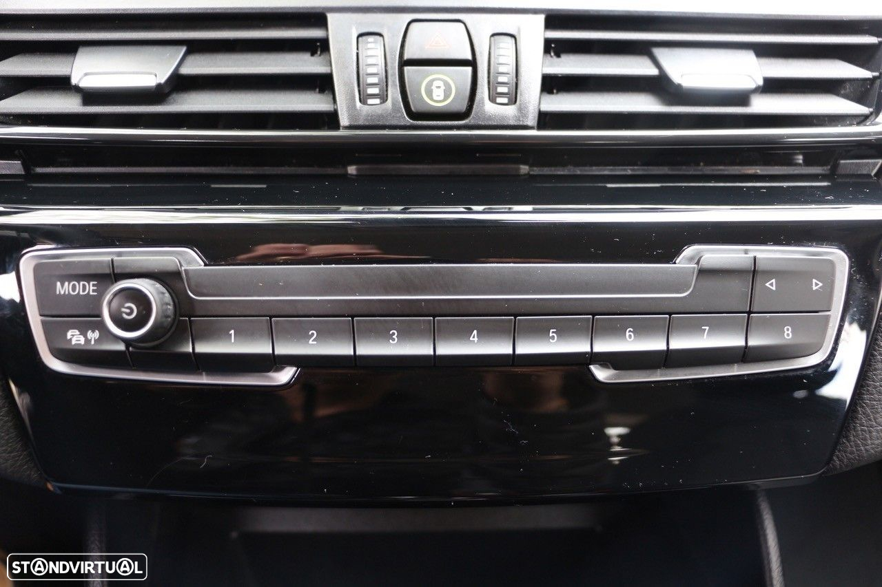 BMW 225xe Active Tourer Advantage - 33