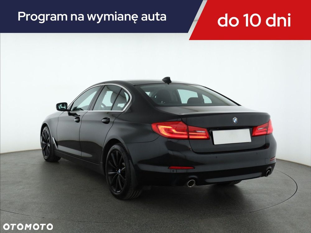 BMW 5 Series 2019 photo 5