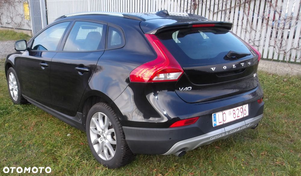 Volvo V40 T3 Momentum - 3