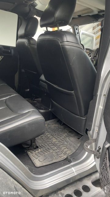 Jeep Wrangler - 22