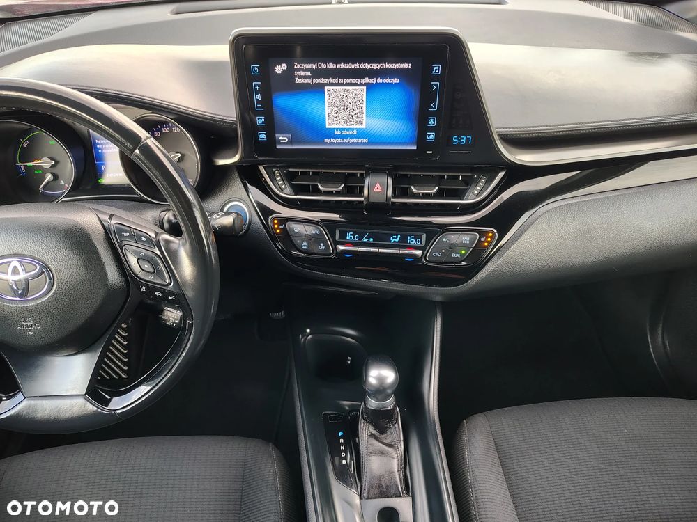 Toyota C-HR Flow - 19