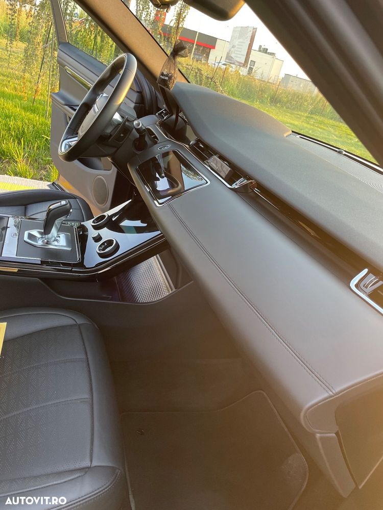 Land Rover Range Rover Evoque - 31