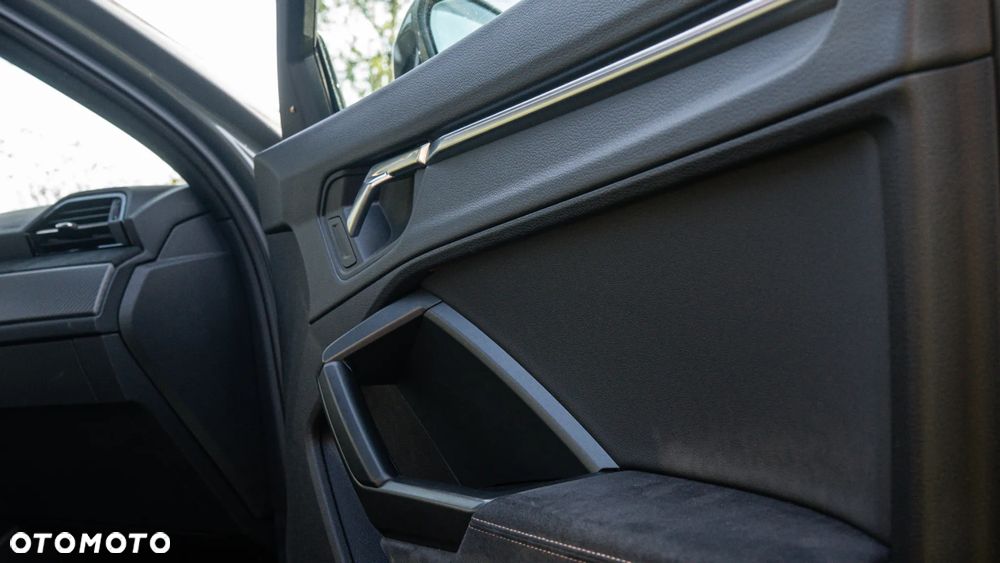 Audi RS Q3 Sportback - 17