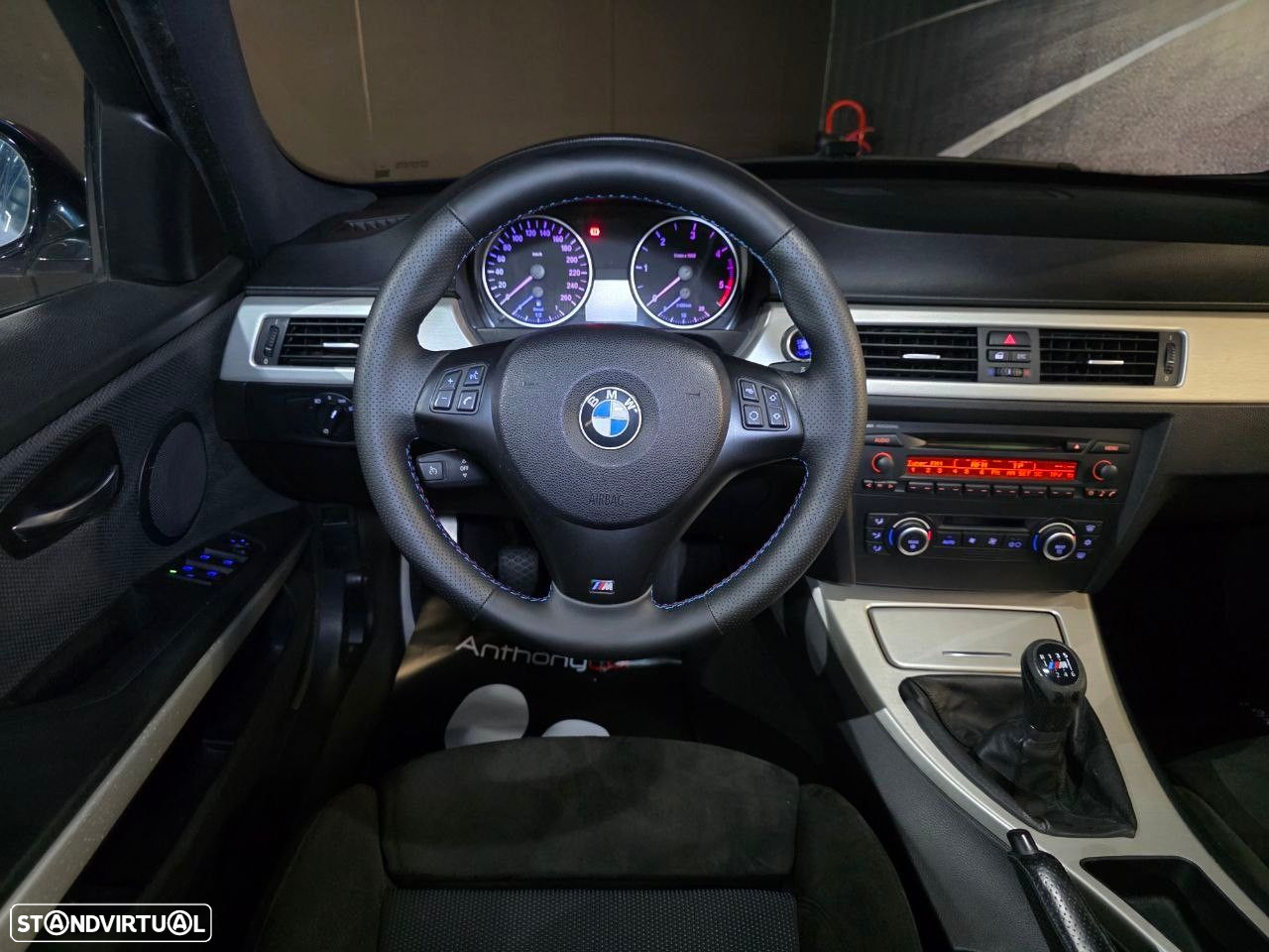 BMW 320 d Touring Exclusive - 18