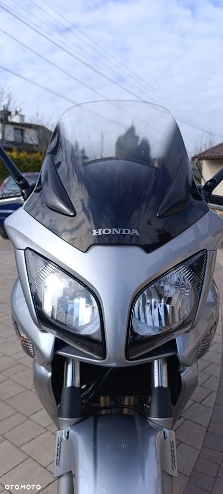 Honda CBF - 20