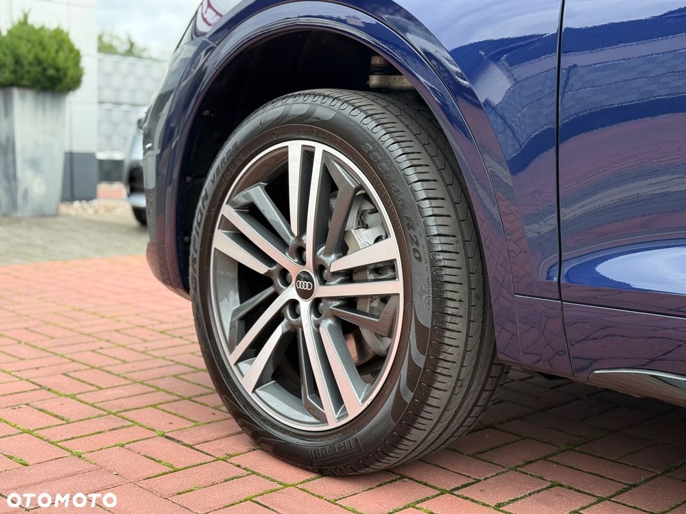 Audi Q5 Sportback - 27