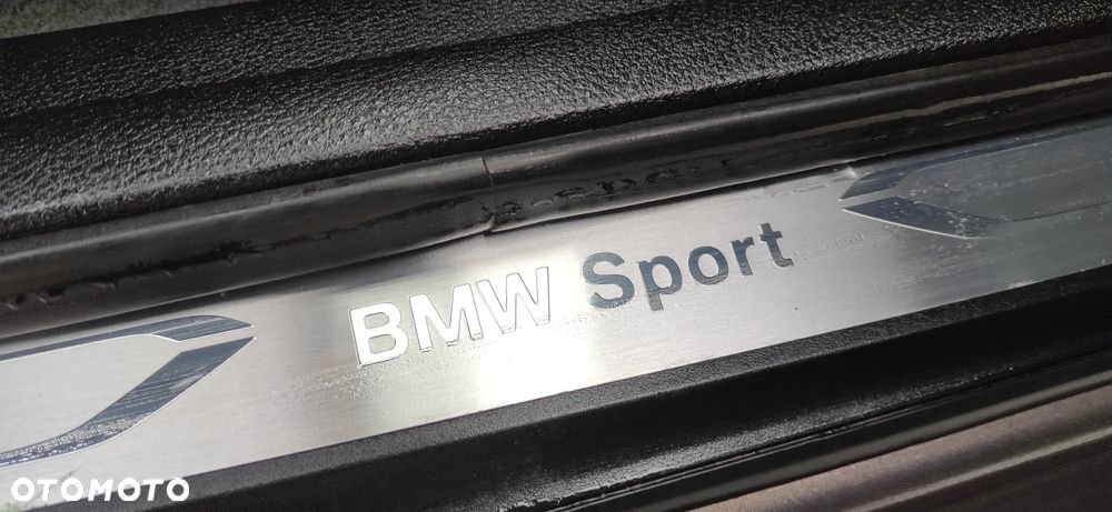 BMW X1 sDrive18i Sport Line - 13