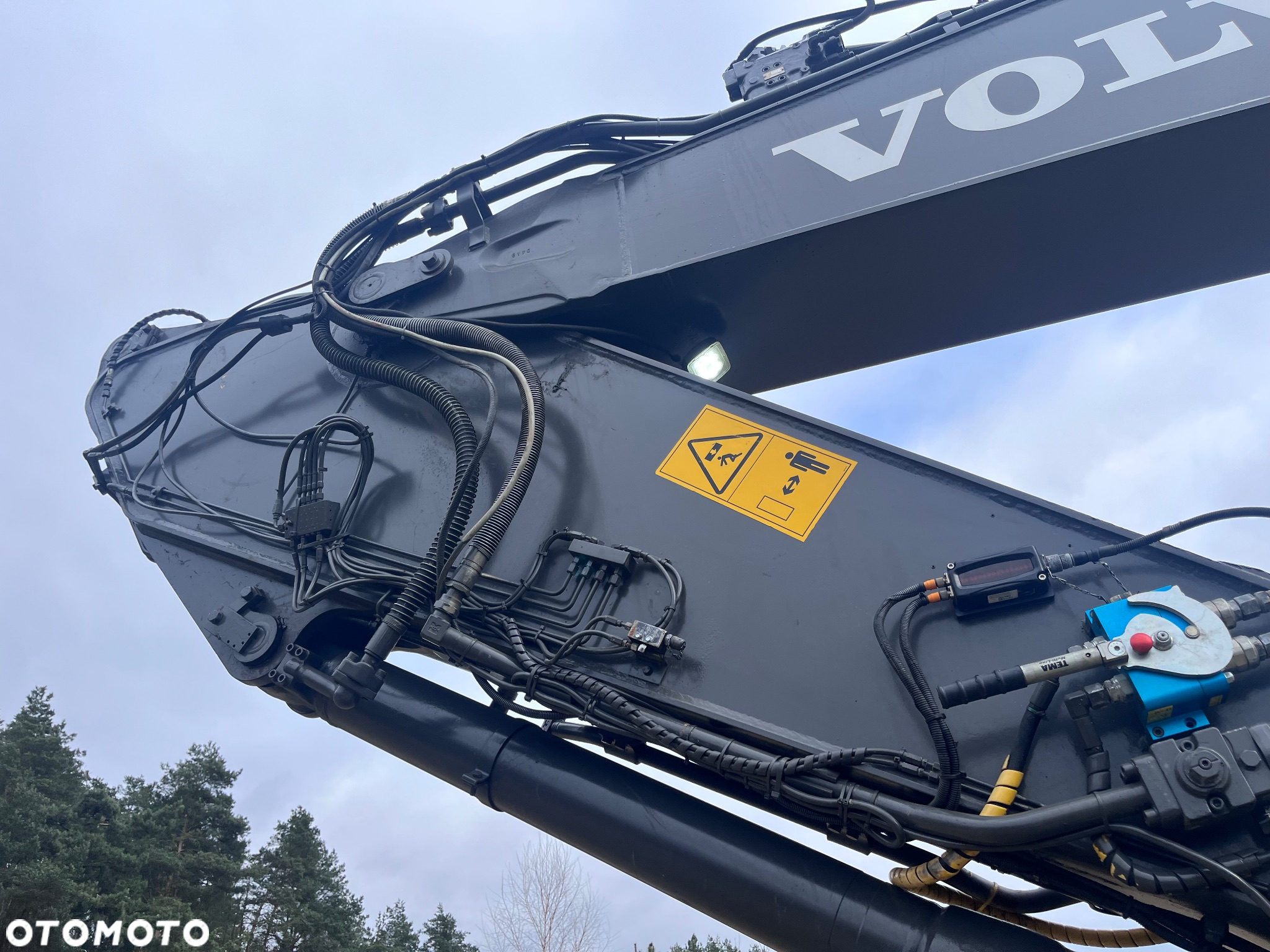 Volvo EC250EL - 13