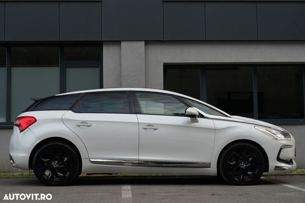 Citroën DS5 HDi 165 Chic - 21