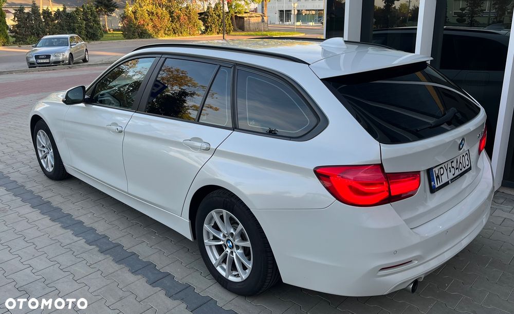 BMW Seria 3 318d Business Edition - 5
